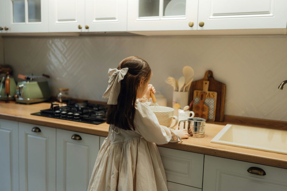 Kitchen Skills Kids Can Learn - Stirring and Mixing